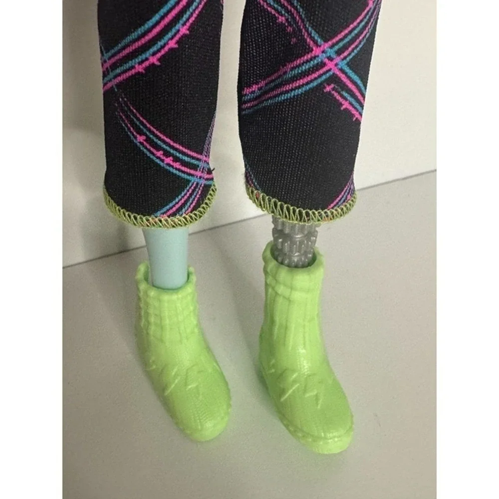 Monster High Frankie‎ Stein Creepover 